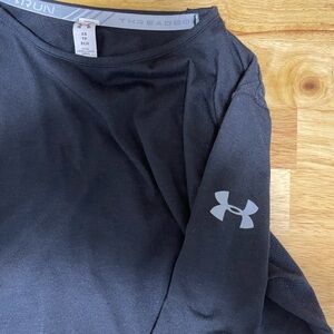 Under Armour long sleeve women’s shirt
